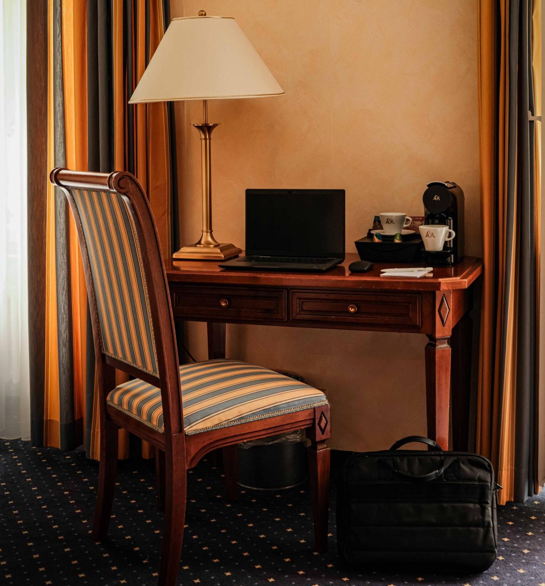 Grand Hotel Et Centre Thermal D'Yverdon-Les-Bains Exterior foto